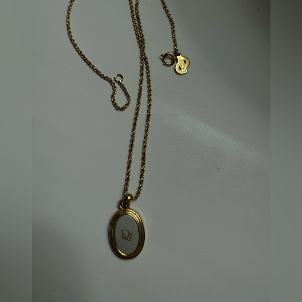 DIOR NECKLACE - Picture 2 of 3